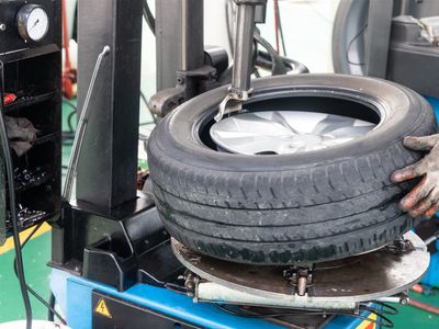 established-tyre-shop-profitable-fully-equipped-amp-ready-to-grow-2