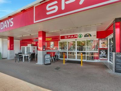 the-ultimate-sea-change-spar-supermarket-in-coastal-qld-paradise-0