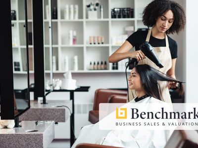 helensvale-gold-coast-salon-for-sale-ideal-for-investor-or-hands-on-owner-0