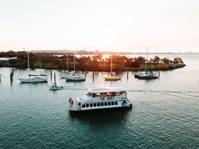 multi-brand-marine-tourism-business-sunshine-coast-2-35m-wiwo-3