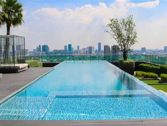 pool-shop-in-prime-location-first-time-on-the-market-in-25-years-0