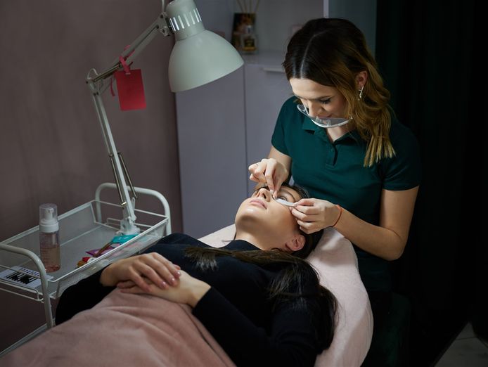 inner-east-melbourne-lash-and-brow-salon-for-sale-0