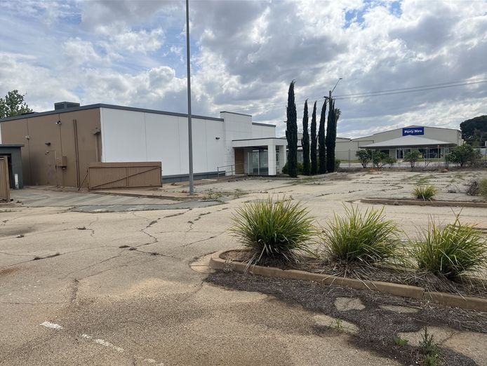 freehold-only-exceptional-development-opportunity-deniliquin-nsw-0