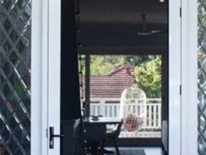 turn-your-household-name-into-profit-with-security-screens-and-allied-products-4