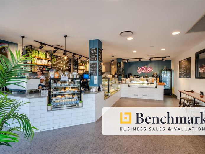 the-ultimate-sea-change-restaurant-bar-amp-cafe-in-coastal-qld-paradise-1