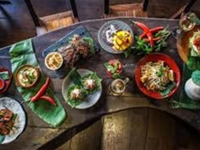 profitable-and-thriving-waterfront-thai-restaurant-with-exceptional-earnings-1
