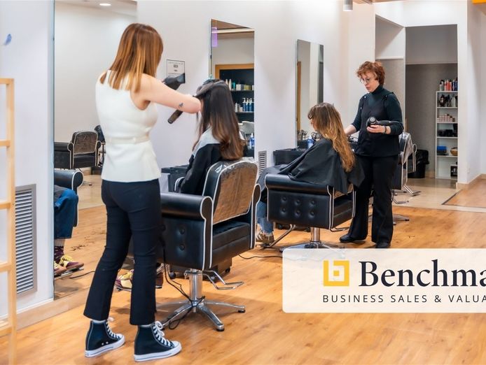 mooloolaba-hair-salon-established-fully-managed-and-profitable-0
