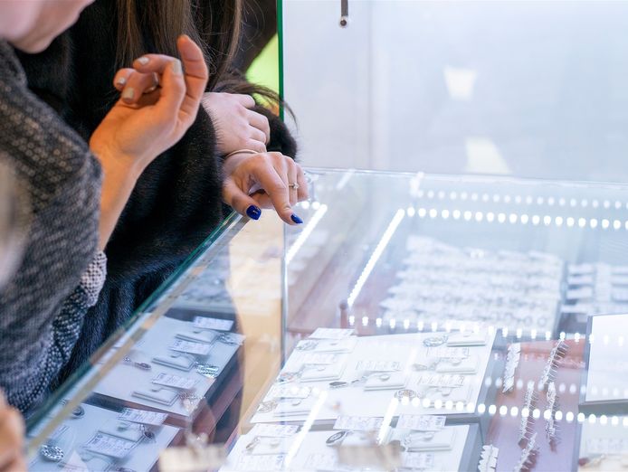 a-time-honoured-jewellery-shop-in-melbourne-1