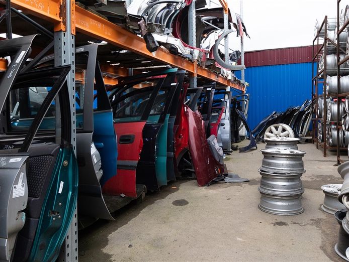 auto-parts-and-wrecking-business-for-sale-gold-coast-2