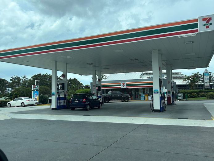 7-eleven-petrol-station-carwash-amp-convenience-store-for-sale-0
