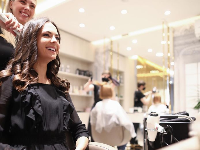 3-luxury-salons-for-sale-this-is-a-must-see-owner-moving-overseas-must-sell-0