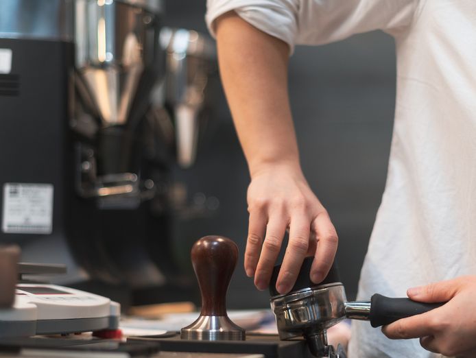 busy-coffee-bar-in-enmore-under-management-3