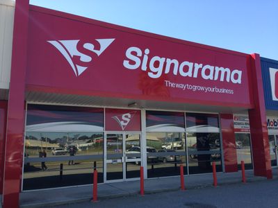 lifestyle-income-signarama-franchise-in-was-booming-coastal-growth-hub-5