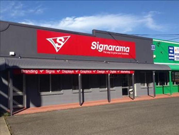 be-your-own-boss-premium-signarama-franchise-in-victoria-8