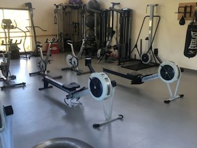 boutique-gym-in-the-beautiful-foothills-of-belair-rent-free-and-established-9