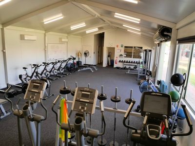 boutique-gym-in-cumberland-park-rent-free-and-established-9