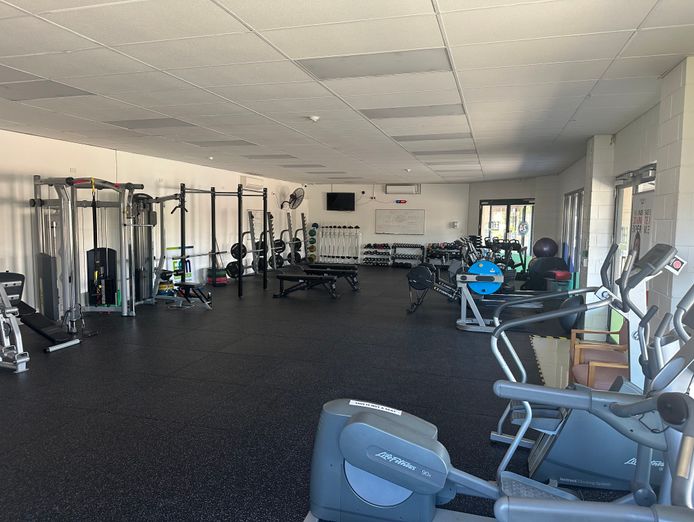 thriving-small-group-training-gym-in-reynella-fully-set-up-running-smoothly-6