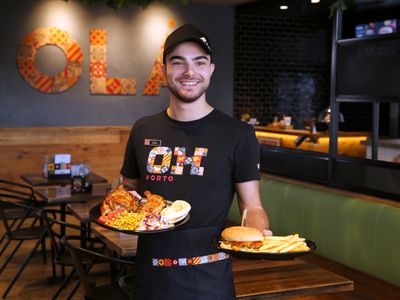 new-oporto-franchise-opportunity-in-springfield-lakes-1