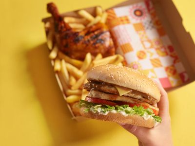 new-oporto-franchise-opportunity-in-springfield-lakes-4