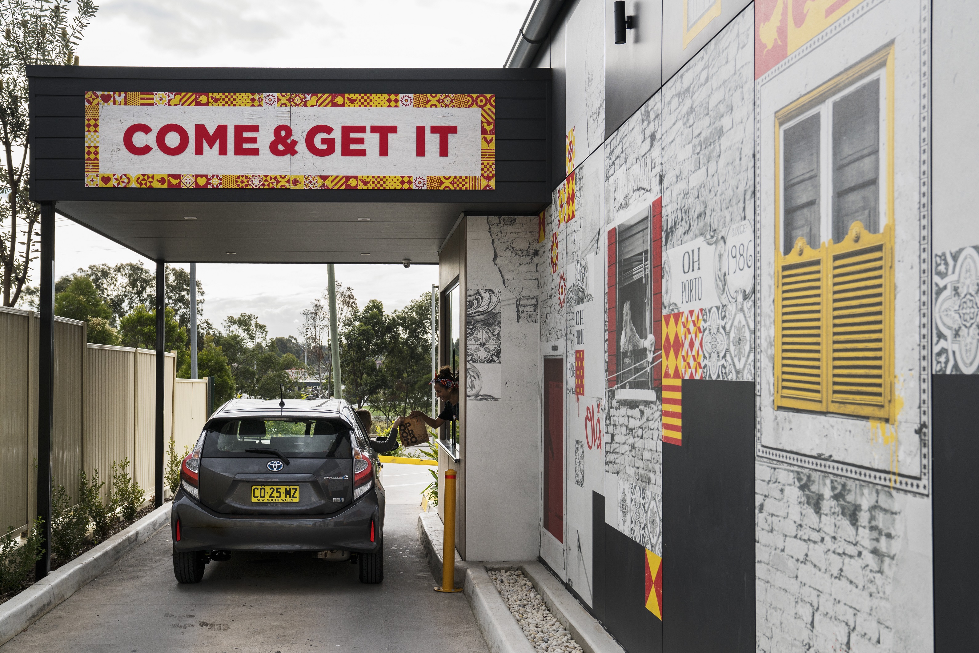 Oporto Prime Location Drive Thru Altona North Vic In Altona