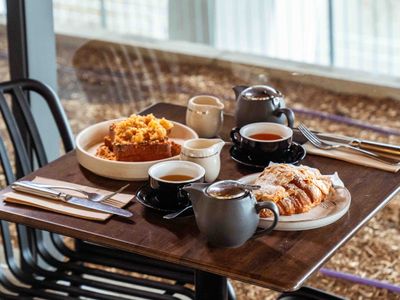 profitable-restaurant-simplified-operation-business-for-sale-sv1579-2