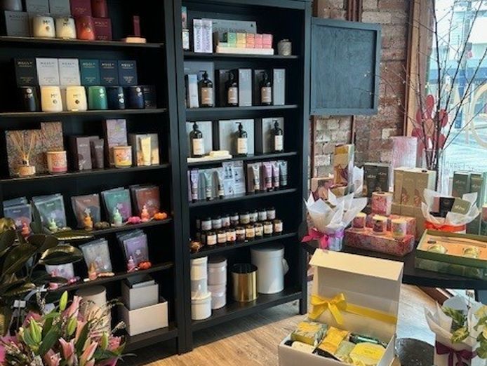 established-rosanna-florist-246k-revenue-sv1555-3