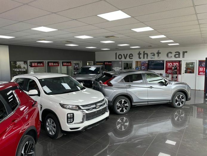 mitsubishi-dealership-sj1459-1