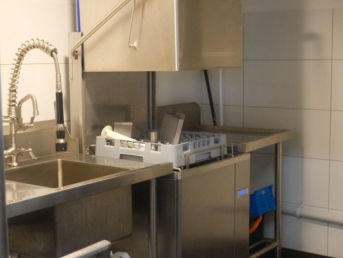 richmond-39-s-only-restaurant-with-yarra-river-views-sv1579-9