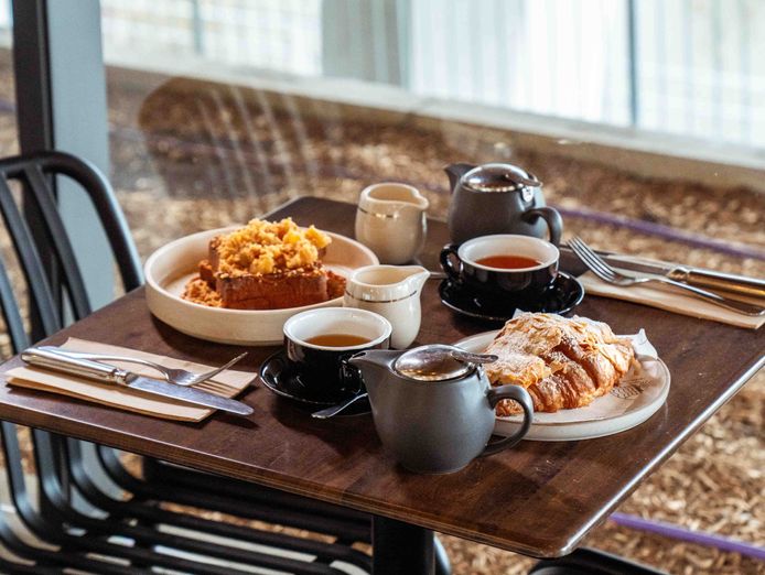 profitable-restaurant-simplified-operation-business-for-sale-sv1579-2