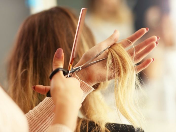 urgent-sale-profitable-unisex-hair-and-beauty-salon-af1526-1