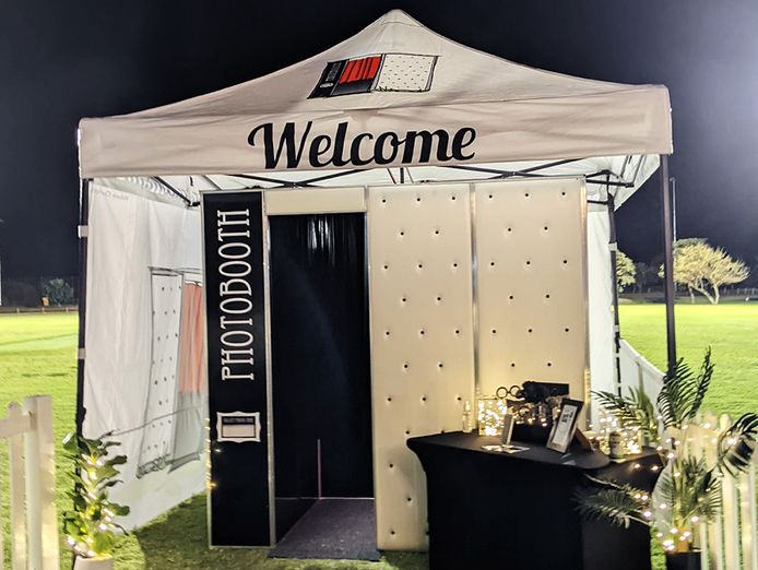 in-the-booth-photo-booths-karratha-1