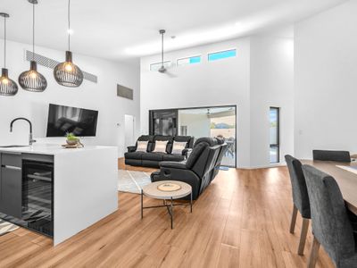 sold-freehold-pet-resort-3