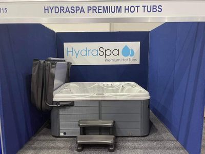take-the-plunge-and-enjoy-the-benefits-established-pool-and-spa-shop-in-pakenham-8