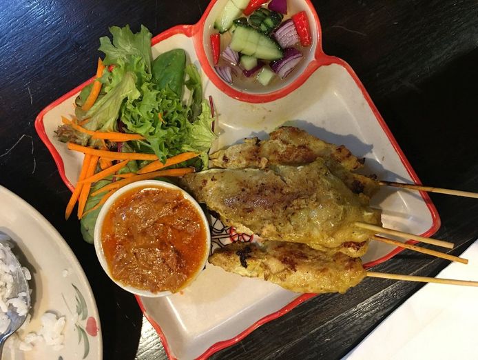 want-to-know-a-secret-five-star-hidden-thai-restaurant-for-sale-in-springvale-3