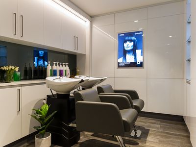 existing-just-cuts-salon-royal-randwick-shopping-centre-4