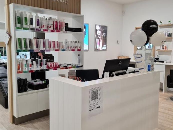 hair-salon-business-opportunity-in-brookside-shopping-centre-6