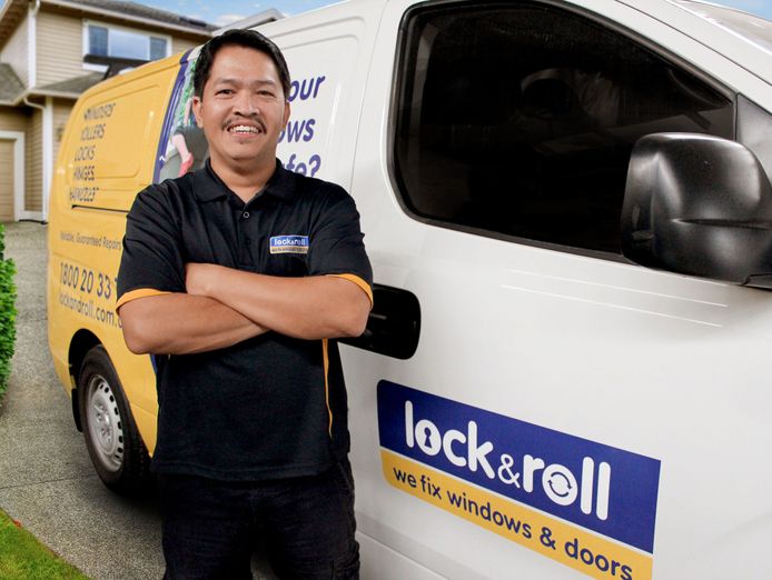 secure-your-future-with-a-lock-roll-franchise-opportunity-2