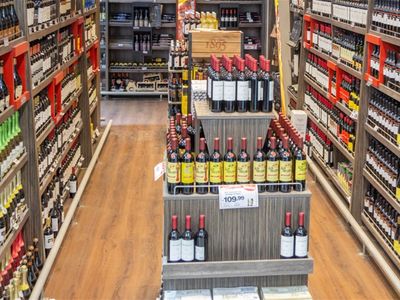 fully-managed-liquor-store-near-clayton-for-sale-profitable-1