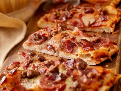 well-known-pizza-store-for-sale-10k-per-wk-cheap-rent-1