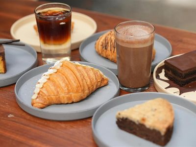 caf-233-for-sale-in-business-park-chattels-only-1