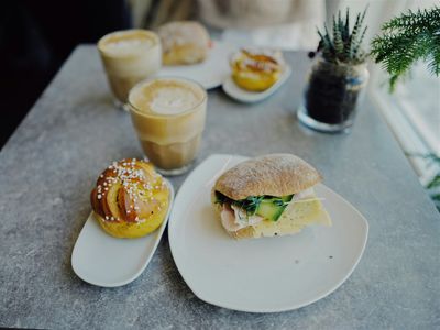 takeaway-cafe-for-sale-prime-southbank-location-1