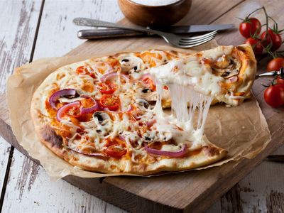 pizza-takeaway-for-sale-short-hours-high-potential-1