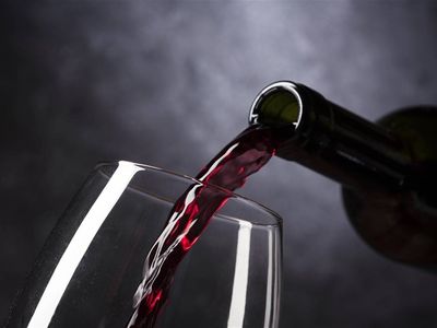 opportunity-knocks-thriving-bottle-shop-for-sale-cheap-rent-1