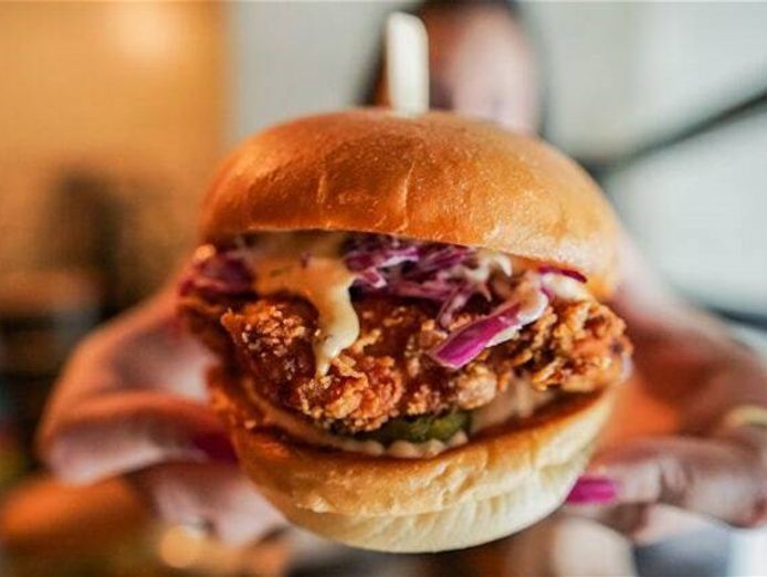 thriving-korean-fried-chicken-restaurant-prime-south-east-0