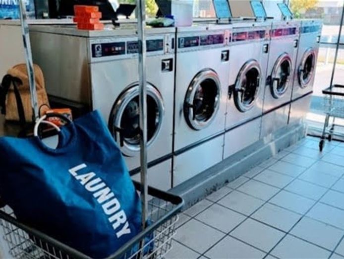 established-5-year-coin-laundry-for-sale-1