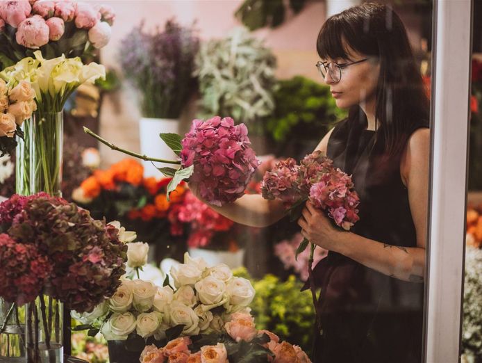 thriving-florist-amp-gift-shop-near-berwick-15-000-weekly-t-1