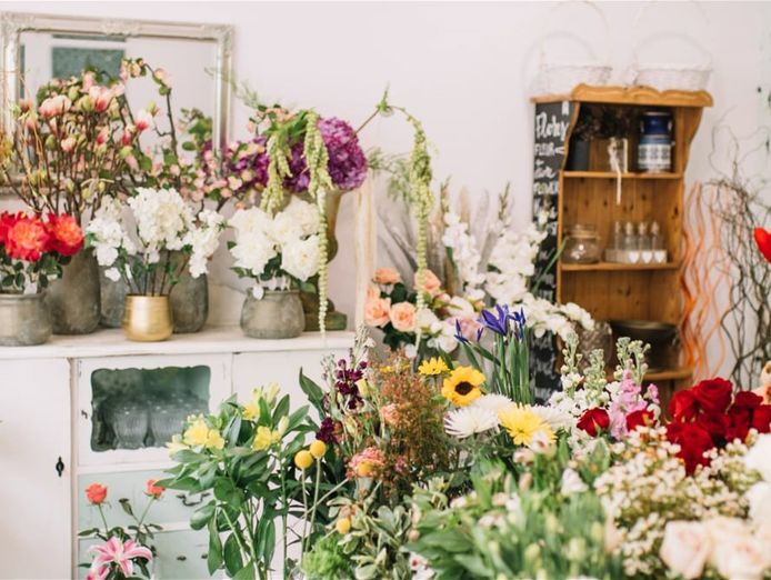 well-established-flower-shop-in-waverley-area-1