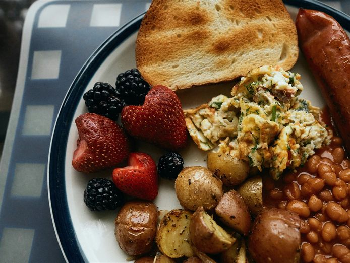 thriving-caf-233-in-prime-industrial-location-1