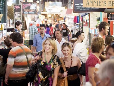 high-foot-traffic-freo-market-stall-weekend-trading-only-0