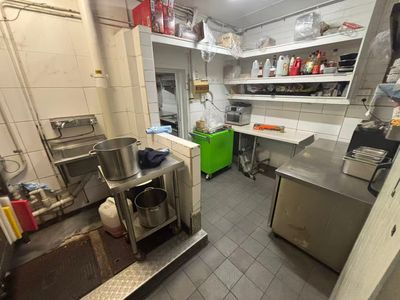 under-offer-low-rent-923-week-modern-restaurant-with-smll-bar-licence-5